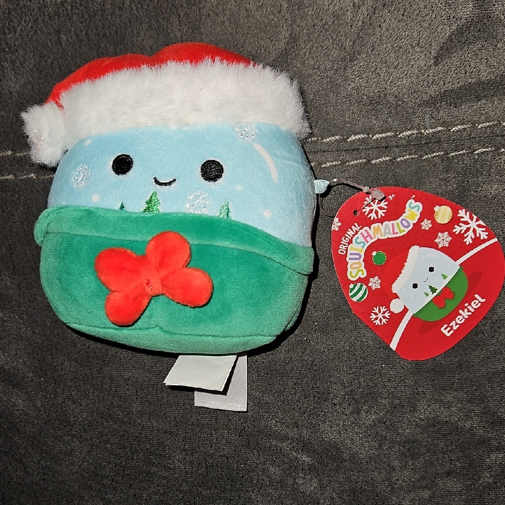 4.5" Ezekiel The Snowglobe Christmas Holiday Squishmallow 2025